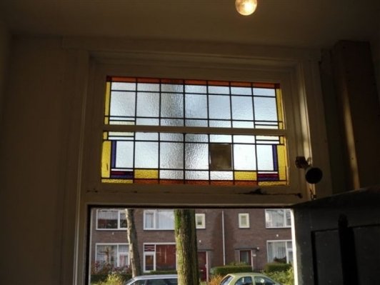 Huber-Bouw-Montage-en-installatie-Glas-in-Lood-raam-bovenlicht-plaatsen